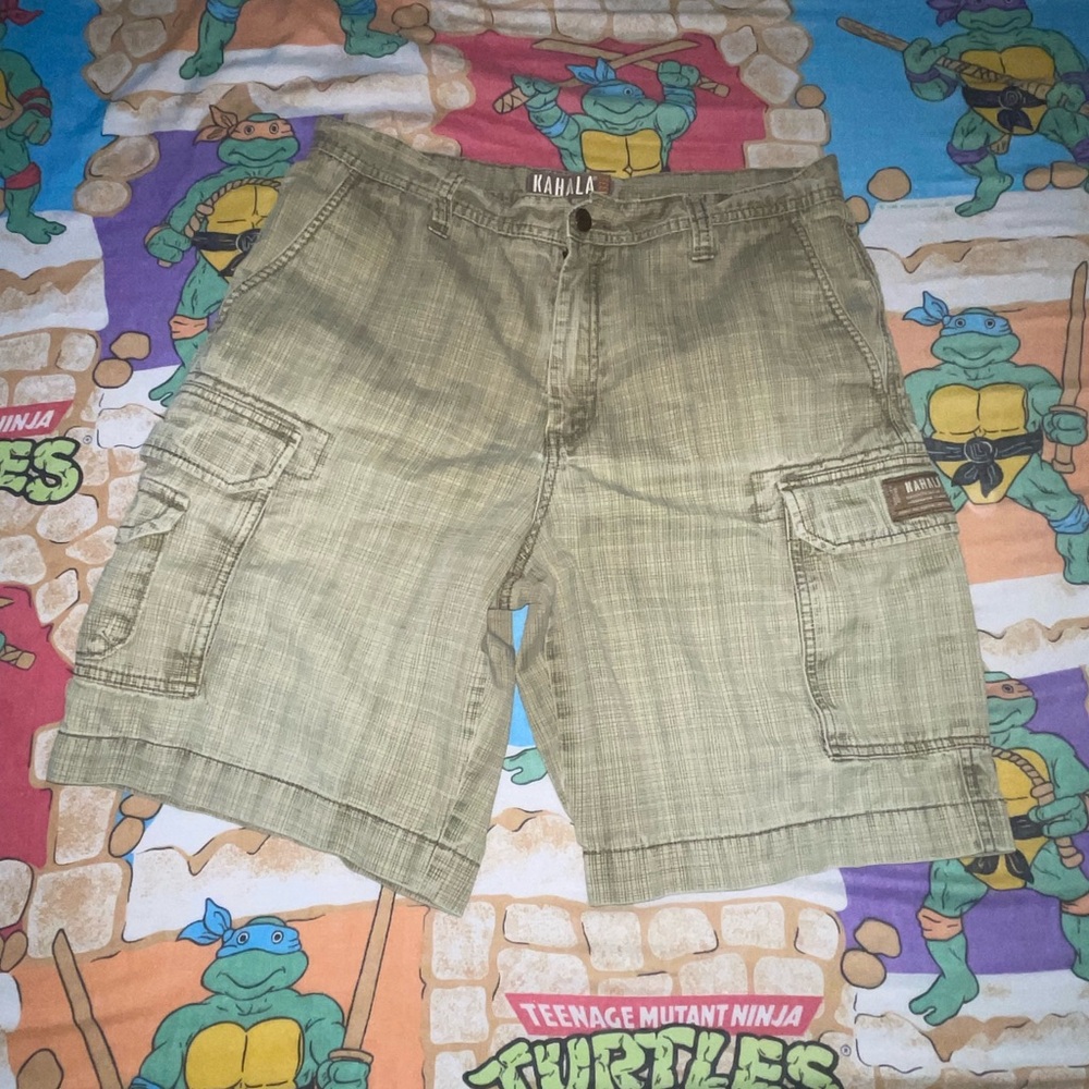 Vintage kahala cargo shorts